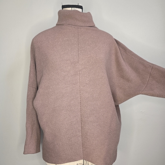 Sweaters - Women's Cozy Turtleneck Sweater - Pink